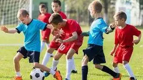 “中超前外籍教练指出：中国球员海外发展意愿淡，高收入成关键因素”